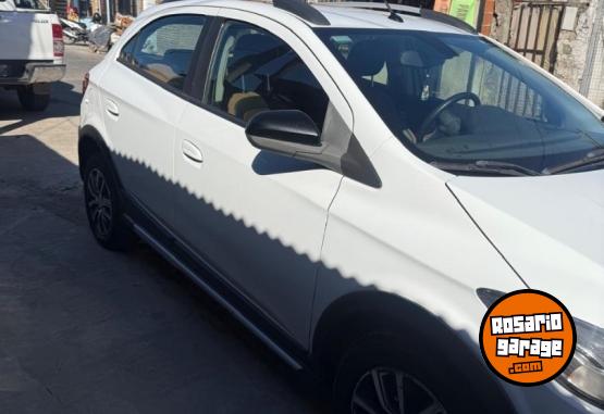 Autos - Chevrolet Onix Activ 2017 Nafta 188000Km - En Venta