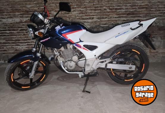 Motos - Honda Twister 2013 Nafta 44950Km - En Venta