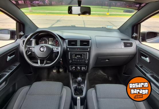 Autos - Volkswagen SURAN TRACK 1.6L 2018 GNC 110000Km - En Venta