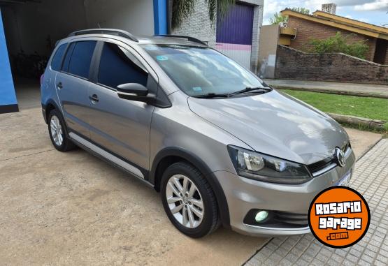 Autos - Volkswagen SURAN TRACK 1.6L 2018 GNC 110000Km - En Venta