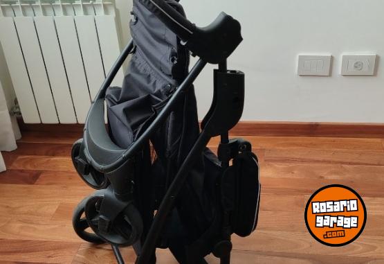 Artículos para bebé - Cochecito CARESTINO v3 poco uso - En Venta