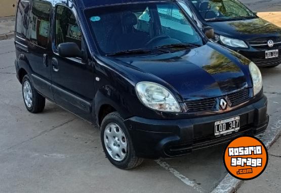 Utilitarios - Renault Kangoo 2012 GNC 225000Km - En Venta