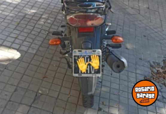 Motos - Yamaha NEW CRYPTON 2014 Nafta 46000Km - En Venta