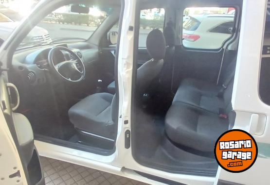Utilitarios - Peugeot Partner Patagonica 2018 GNC 80000Km - En Venta