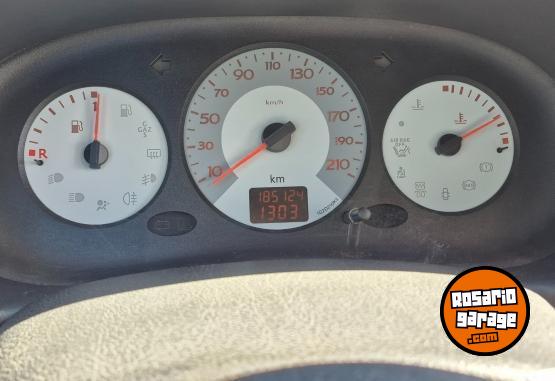 Autos - Renault 2006 2006 Nafta 185000Km - En Venta