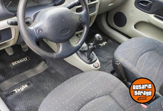 Autos - Renault Clio 2004 Nafta 124000Km - En Venta
