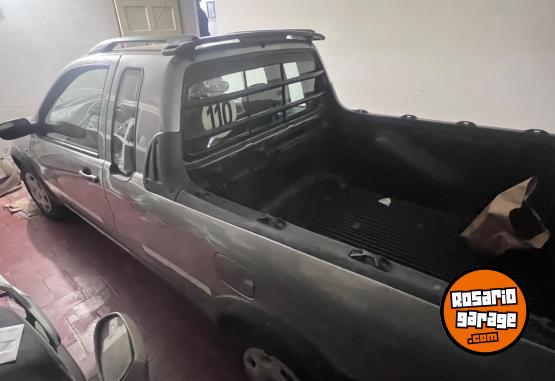 Utilitarios - Fiat Strada 2006 Diesel 200000Km - En Venta