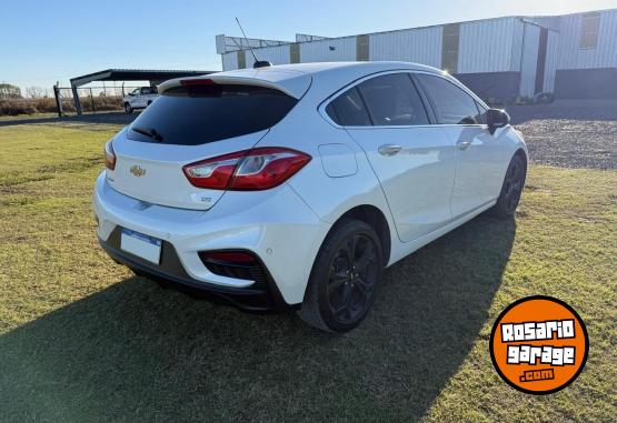 Autos - Chevrolet Cruze LTZ 2017 Nafta 98700Km - En Venta