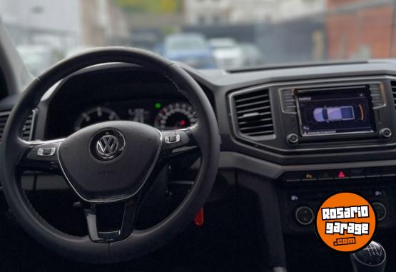 Camionetas - Volkswagen AMAROK HIGHLINE 2022 Diesel 21000Km - En Venta