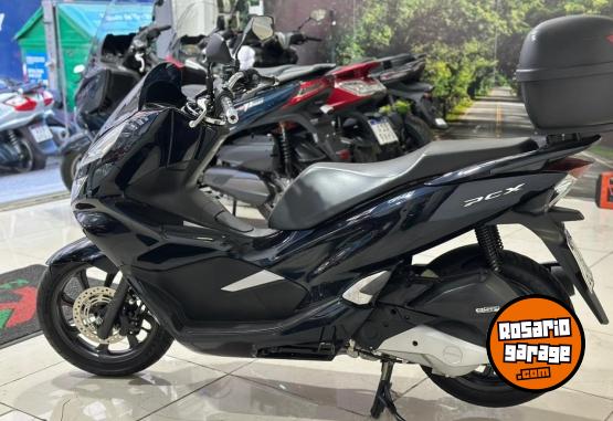 Motos - Honda PCX 150 2019 Nafta 23000Km - En Venta