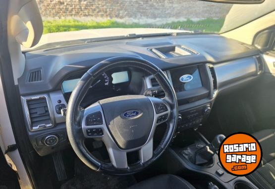 Camionetas - Ford Ranger xlt 2021 GNC 86000Km - En Venta