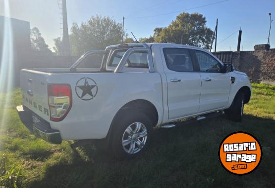 Camionetas - Ford Ranger xlt 2021 GNC 86000Km - En Venta