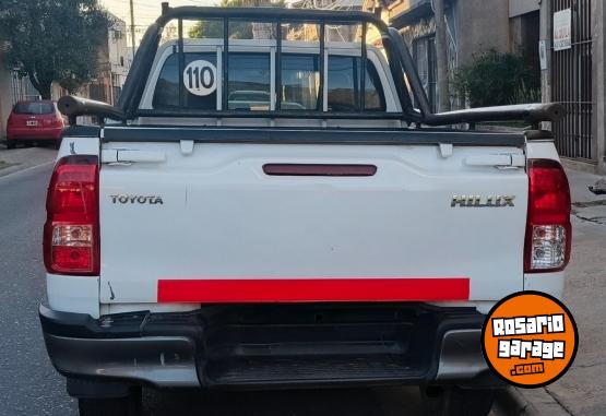 Camionetas - Toyota Hilux 4x2 2.4 Tdi 2019 Diesel 172000Km - En Venta