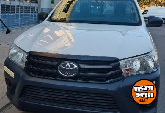 Camionetas - Toyota Hilux 4x2 2.4 Tdi 2019 Diesel 172000Km - En Venta