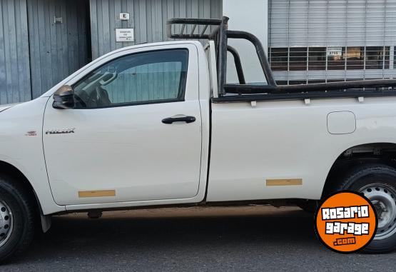 Camionetas - Toyota Hilux 4x2 2.4 Tdi 2019 Diesel 172000Km - En Venta