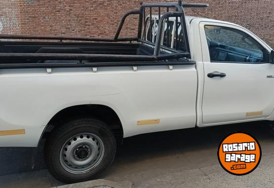 Camionetas - Toyota Hilux 4x2 2.4 Tdi 2019 Diesel 172000Km - En Venta