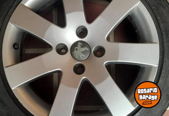 Accesorios para Autos - VENDO 4 LLANTAS 16 PARA USAR EN PARTNER / BERLINGO / PEUGEOT 408 - En Venta