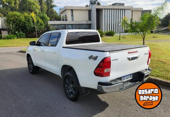Camionetas - Toyota SR 4X4 AT 2025 Nafta 25000Km - En Venta