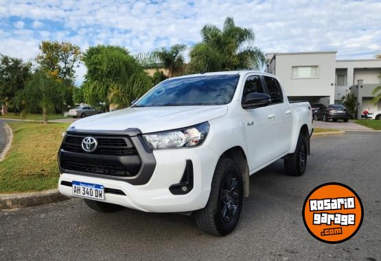 Camionetas - Toyota SR 4X4 AT 2025 Nafta 25000Km - En Venta