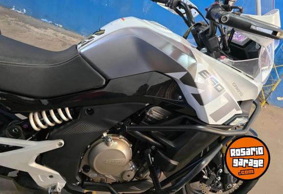 Motos - CF 650 MT 2023 Nafta 9000Km - En Venta
