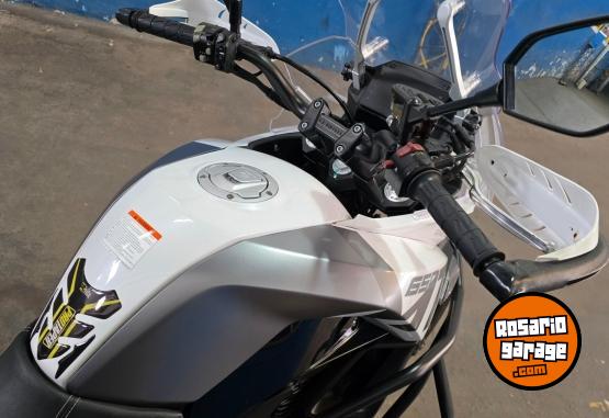 Motos - CF 650 MT 2023 Nafta 9200Km - En Venta