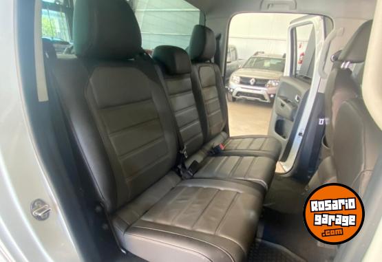 Camionetas - Volkswagen Amarok Highline 180HP 2022 Diesel 55000Km - En Venta