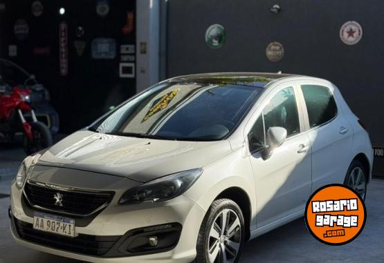 Autos - Peugeot 308 2017 Nafta 150000Km - En Venta