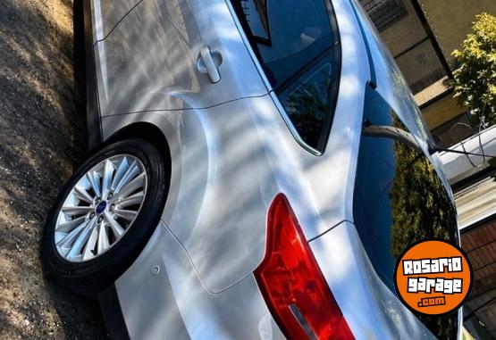 Autos - Ford Focus titanium 2016 Nafta 155000Km - En Venta