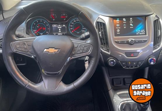 Autos - Chevrolet Cruze LT 2017 Nafta 234600Km - En Venta