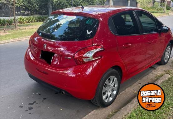 Autos - Peugeot 208 Active 1.5 2014 Nafta 136000Km - En Venta