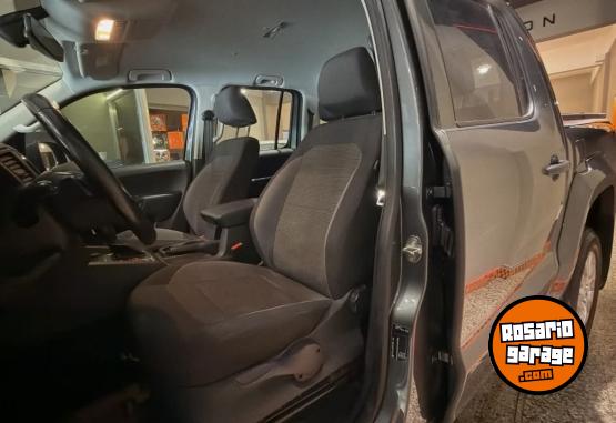 Camionetas - Volkswagen AMAROK CONFORTLINE 2023 Diesel 66000Km - En Venta