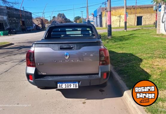 Camionetas - Renault Duster oroch 2020 Nafta 64000Km - En Venta