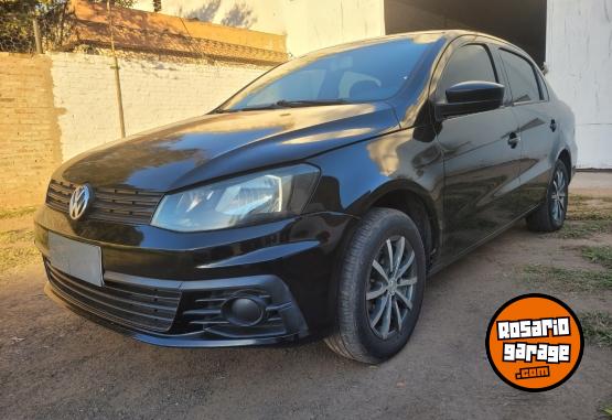 Autos - Volkswagen Voyage 2017 GNC 200000Km - En Venta