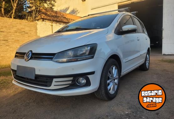 Autos - Volkswagen Suran 2015 Nafta 115000Km - En Venta