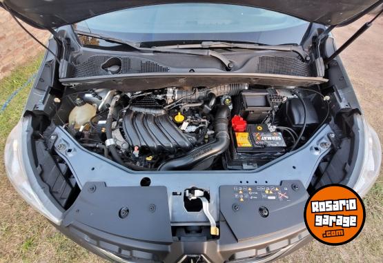 Utilitarios - Renault Kangoo 2023 Nafta 140000Km - En Venta