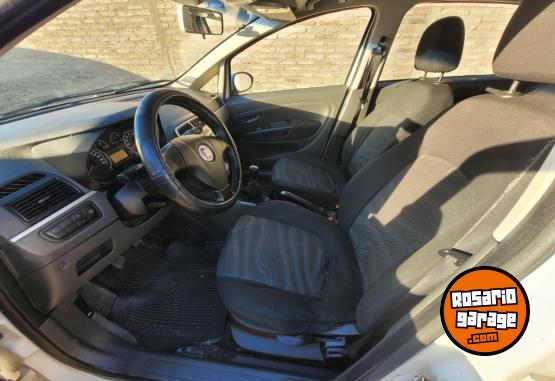 Autos - Fiat Punto 2010 GNC 200000Km - En Venta