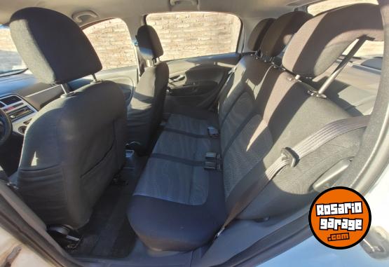 Autos - Fiat Punto 2010 GNC 200000Km - En Venta