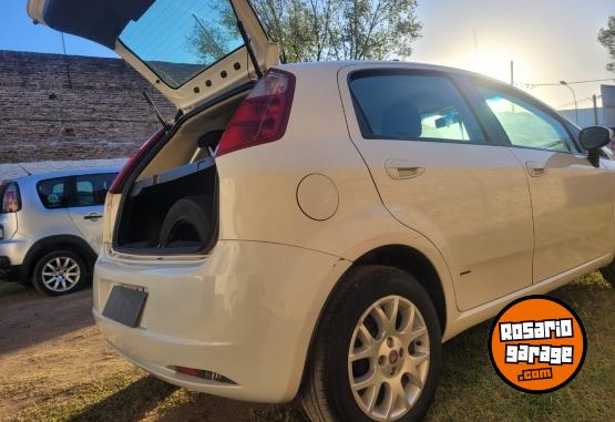 Autos - Fiat Punto 2010 GNC 200000Km - En Venta