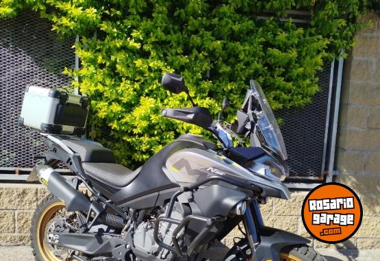Motos - CF MT 800 TOURING 2023 Nafta 10993Km - En Venta