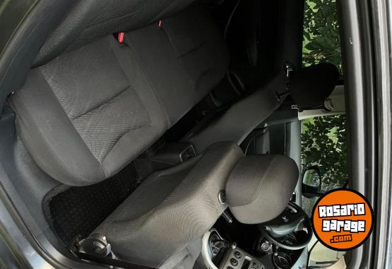Autos - Peugeot 308 2013 Nafta 102000Km - En Venta