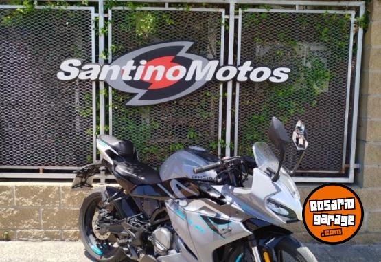 Motos - CF SR 300CC 2024 Nafta 9567Km - En Venta