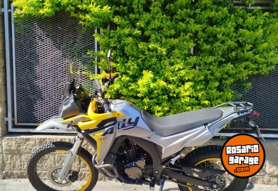 Motos - Voge RALLY 300CC 2024 Nafta 2560Km - En Venta