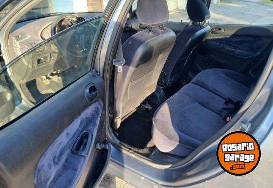 Autos - Peugeot 206 xtd 2004 Diesel 269000Km - En Venta