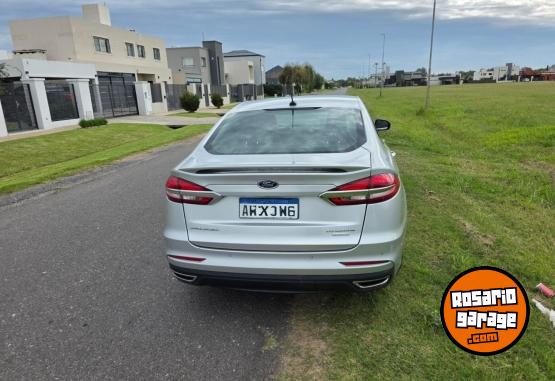 Autos - Ford Mondeo 2020 Nafta 80000Km - En Venta