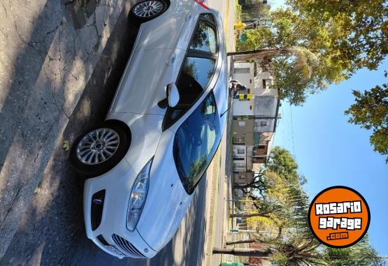 Autos - Ford Fiesta kinetic se plus 2017 Nafta 60000Km - En Venta