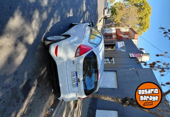 Autos - Ford Fiesta kinetic se plus 2017 Nafta 60000Km - En Venta