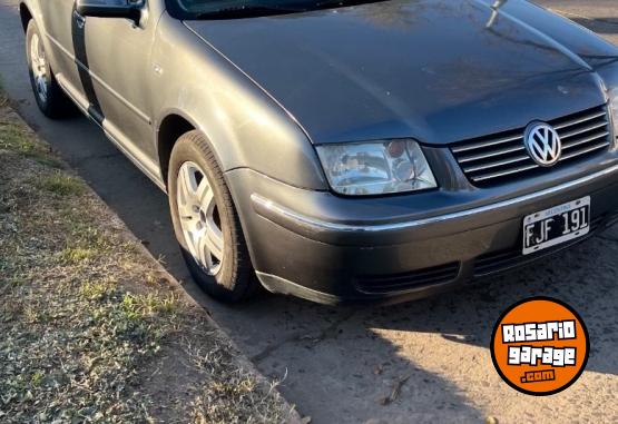 Autos - Volkswagen Bora 2.0 2006 Nafta 200000Km - En Venta