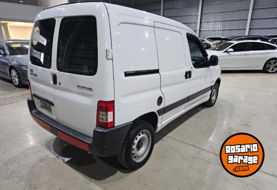 Utilitarios - Peugeot Partner Hdi 2013 Diesel 160000Km - En Venta