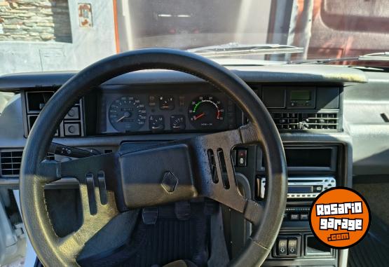 Autos - Renault 18 TXE 1989 Nafta 200000Km - En Venta