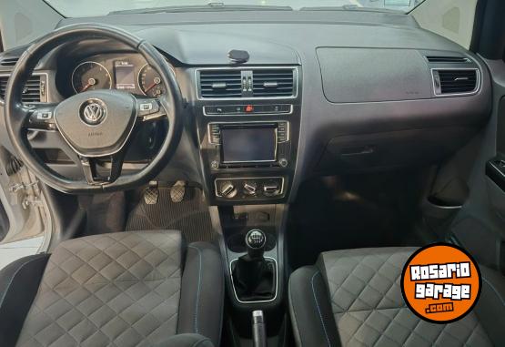 Autos - Volkswagen SURAN 1.6 HIGHLINE 2018 Nafta 97000Km - En Venta